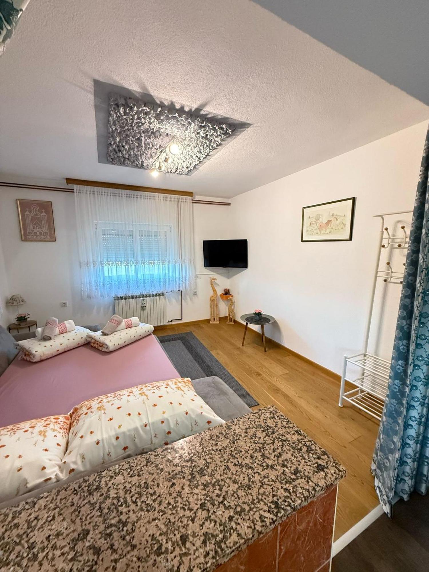 Apartments Marija Vrelo Korenicko Luaran gambar