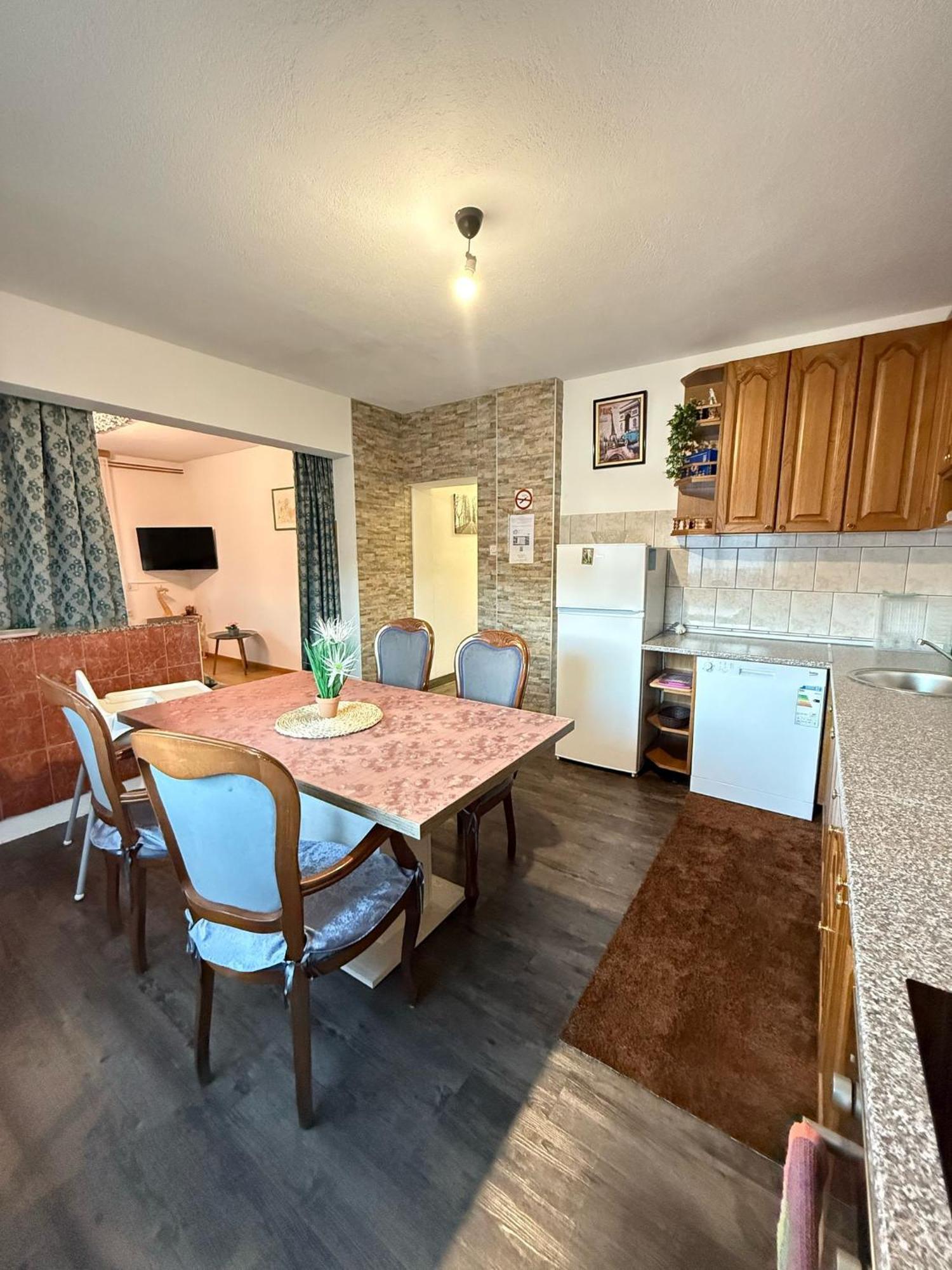 Apartments Marija Vrelo Korenicko Luaran gambar